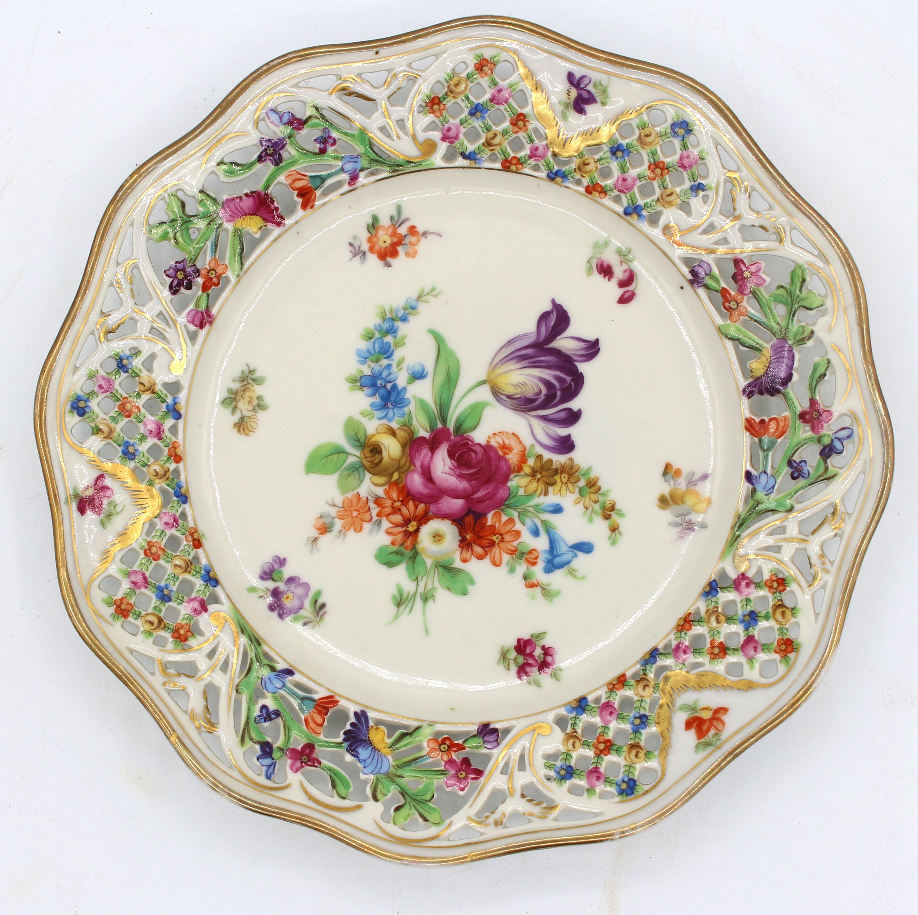 Rococo 1932-1944 Set of 8 Dessert Plates by Schumann, Dresden & Bavaria periods For Sale