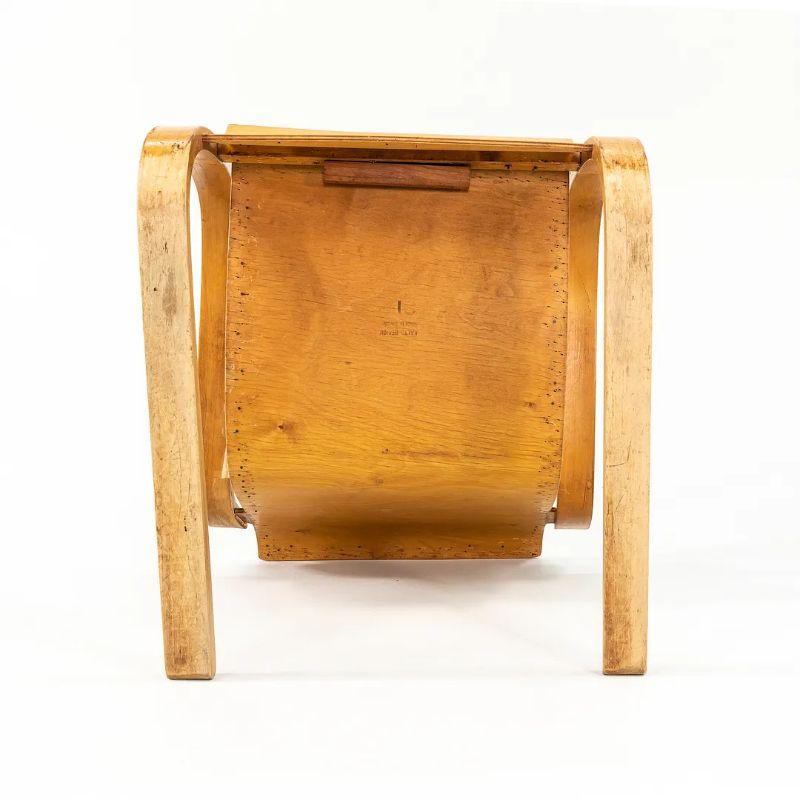 1932 Artek No. 42 Small Paimio Lounge Chair in Birch by Alvar & Aino Aalto For Sale 4