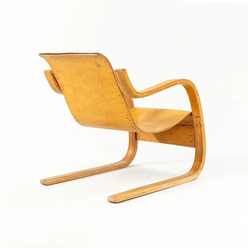 1932 Artek No. 42 Small Paimio Lounge Chair in Birch by Alvar & Aino Aalto For Sale 1