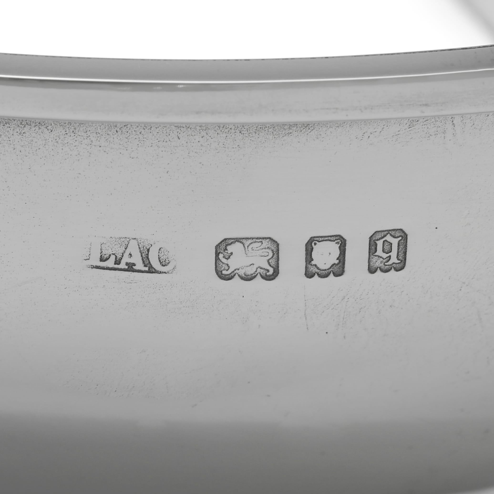 Metà XX secolo 1932 London Sterling Silver Quaich di L.A. Crichton, 5,87 once Troy in vendita