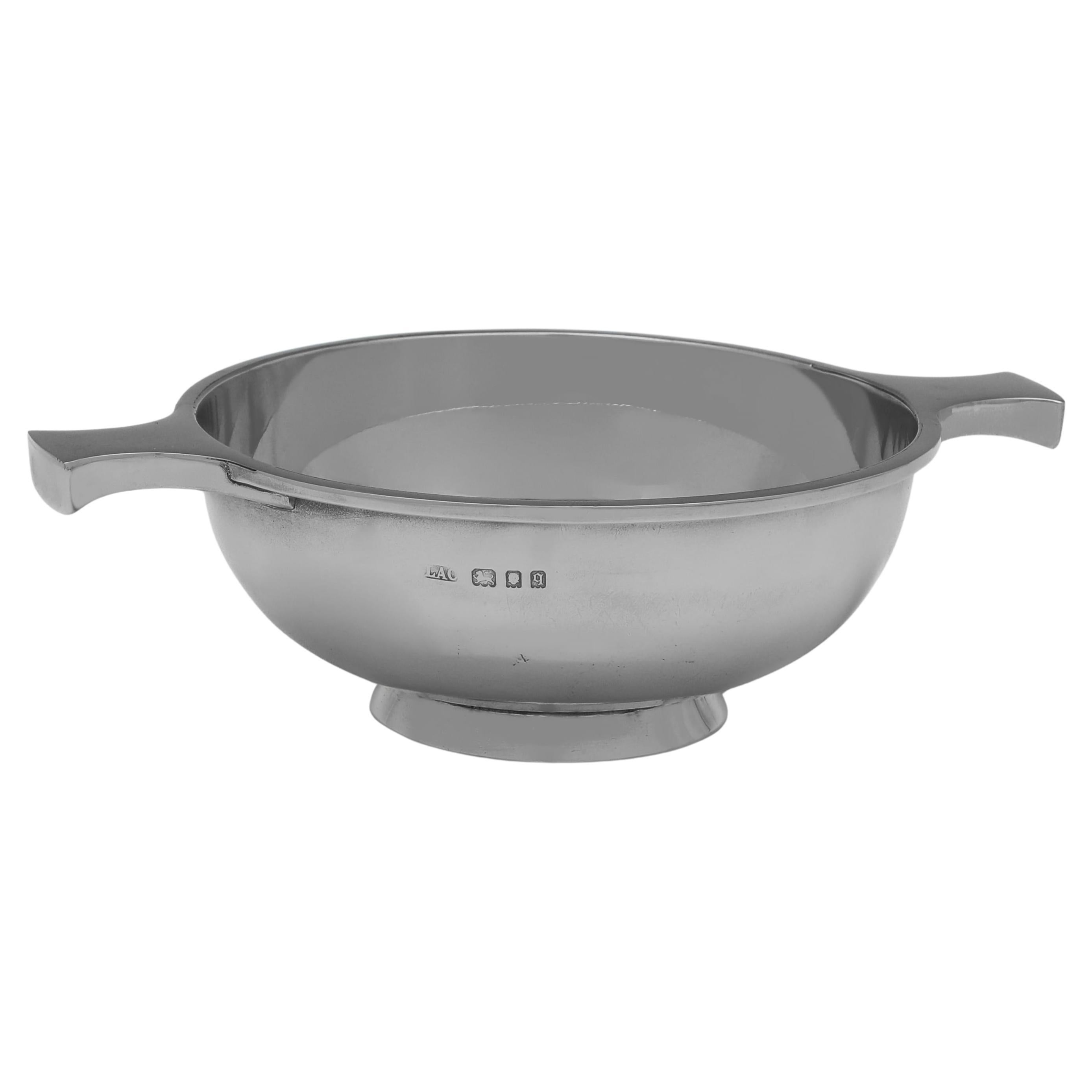 Quaich de plata de ley de Londres de 1932 de L.A. Crichton, 5,87 onzas troy