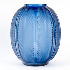 1932 René Lalique - Art Deco Vase Biskra Navy Blue Glass