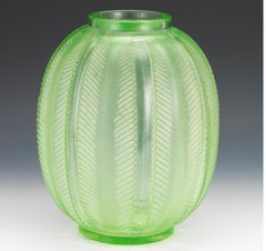 1932 René Lalique Biskra Vase in Lime Green Glass