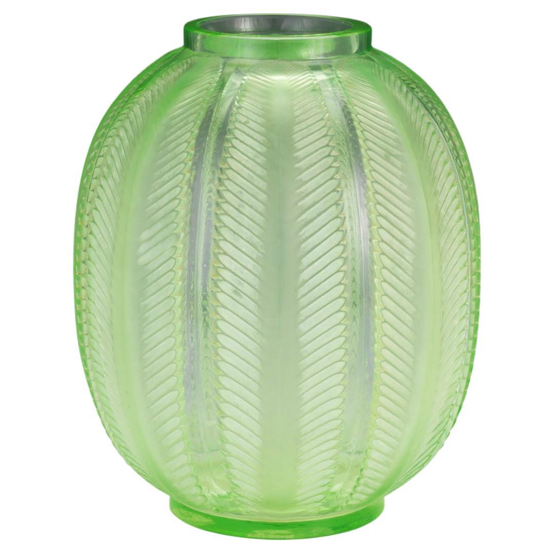 1932 René Lalique Biskra Vase in Lime Green Glass