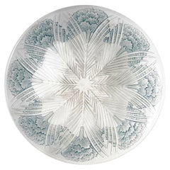 1932 René Lalique, Bowl Plate Oeillets Clear Glass with Blue Patina Carnations