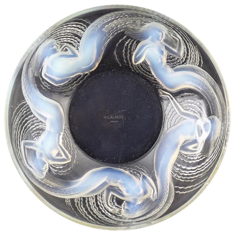 1932 René Lalique Calypso Coupe Bowl Opalescent Glass, Mermaids