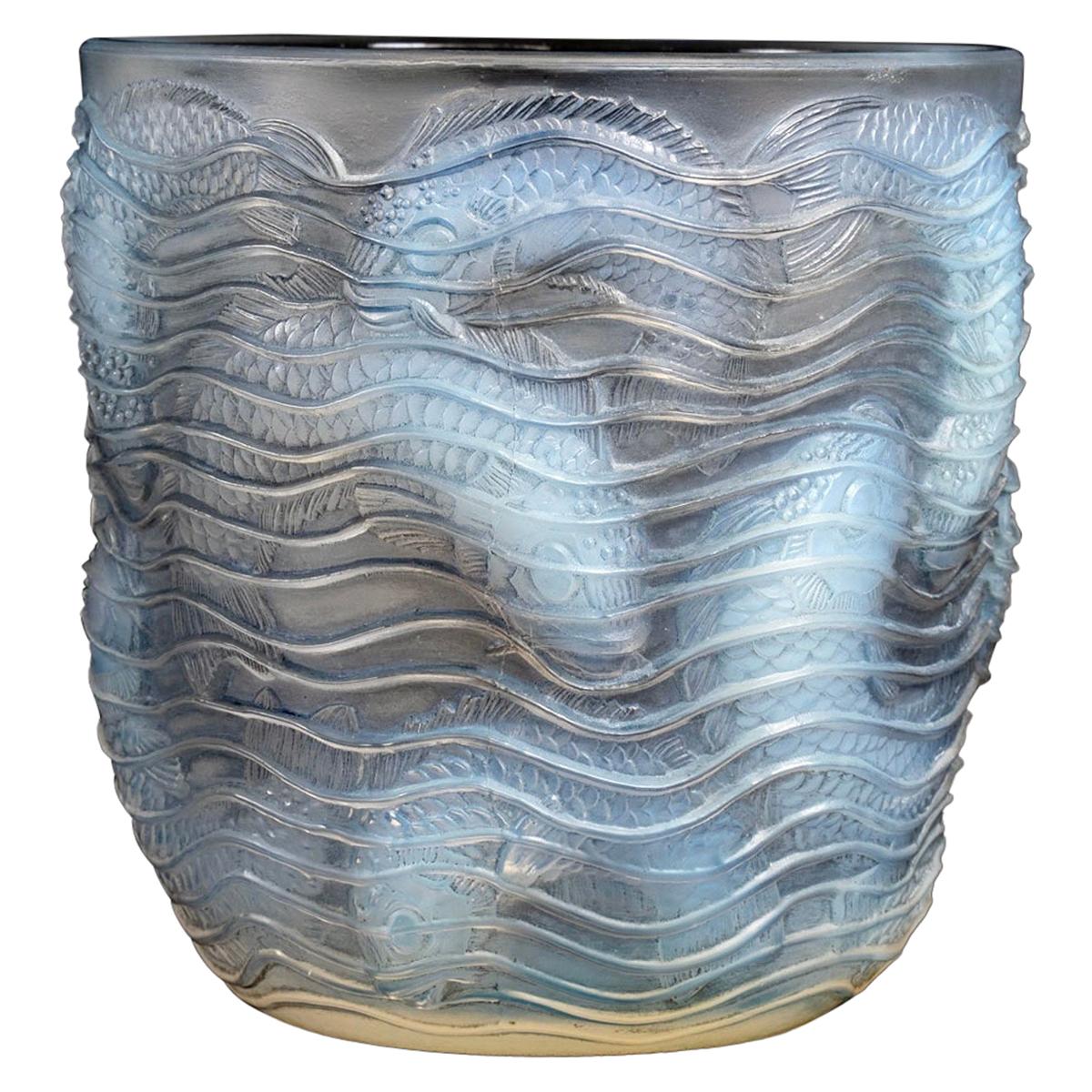 1932 René Lalique Dauphins Vase in Opalescent Glass with Grey Patina Dolphins