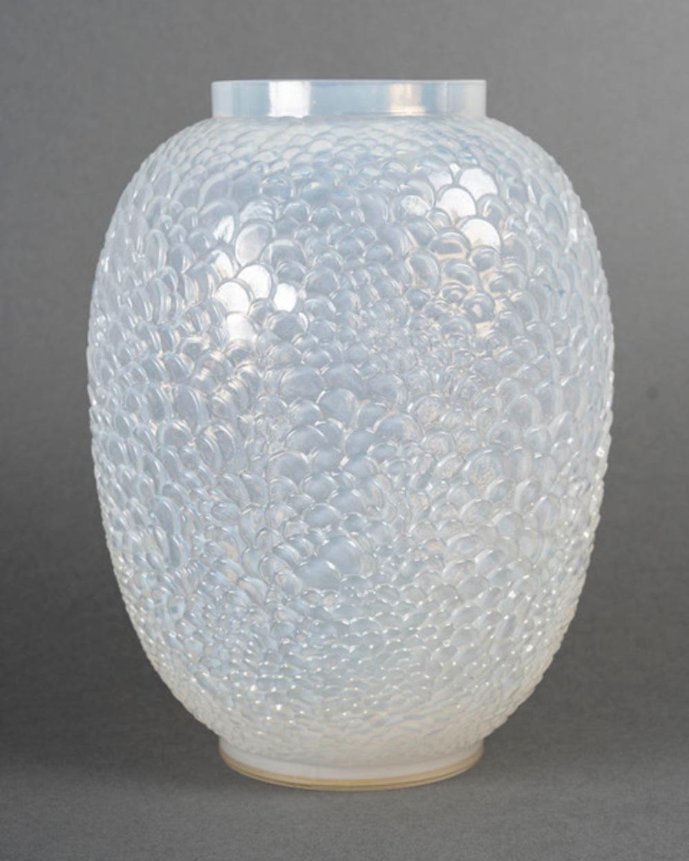 1932 Rene Lalique - Jarrón de cristal opalescente 