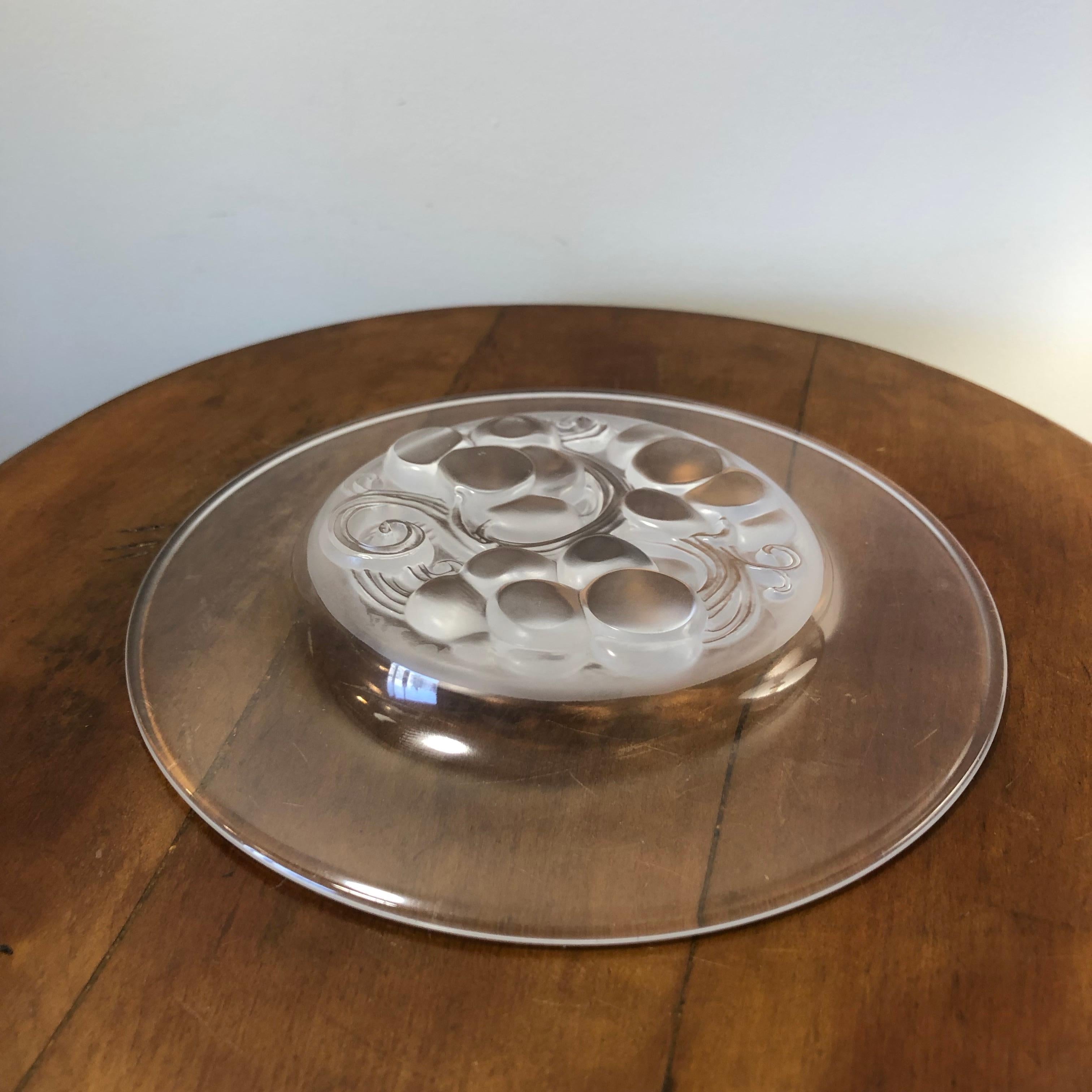 European 1932 Rene Lalique Marienthal Model Crystal Lunch Plates Lalique, France Set of 9