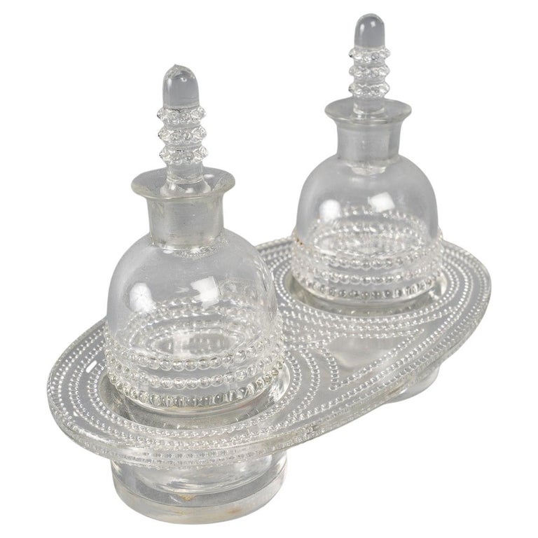 1932 René Lalique Oil Vinegar Cruet Nippon Clear Glass For Sale at
