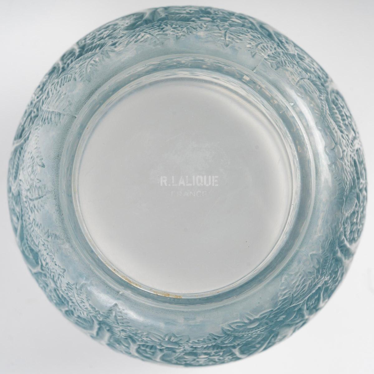 Blown Glass 1932 René Lalique, Original Vase Biches Frosted Glass with Blue Patina