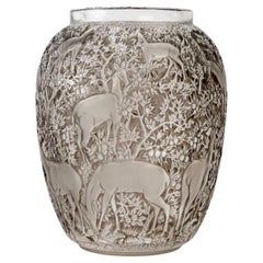 1932 René Lalique, Original Vase Biches in Frosted Glass with Grey Patina