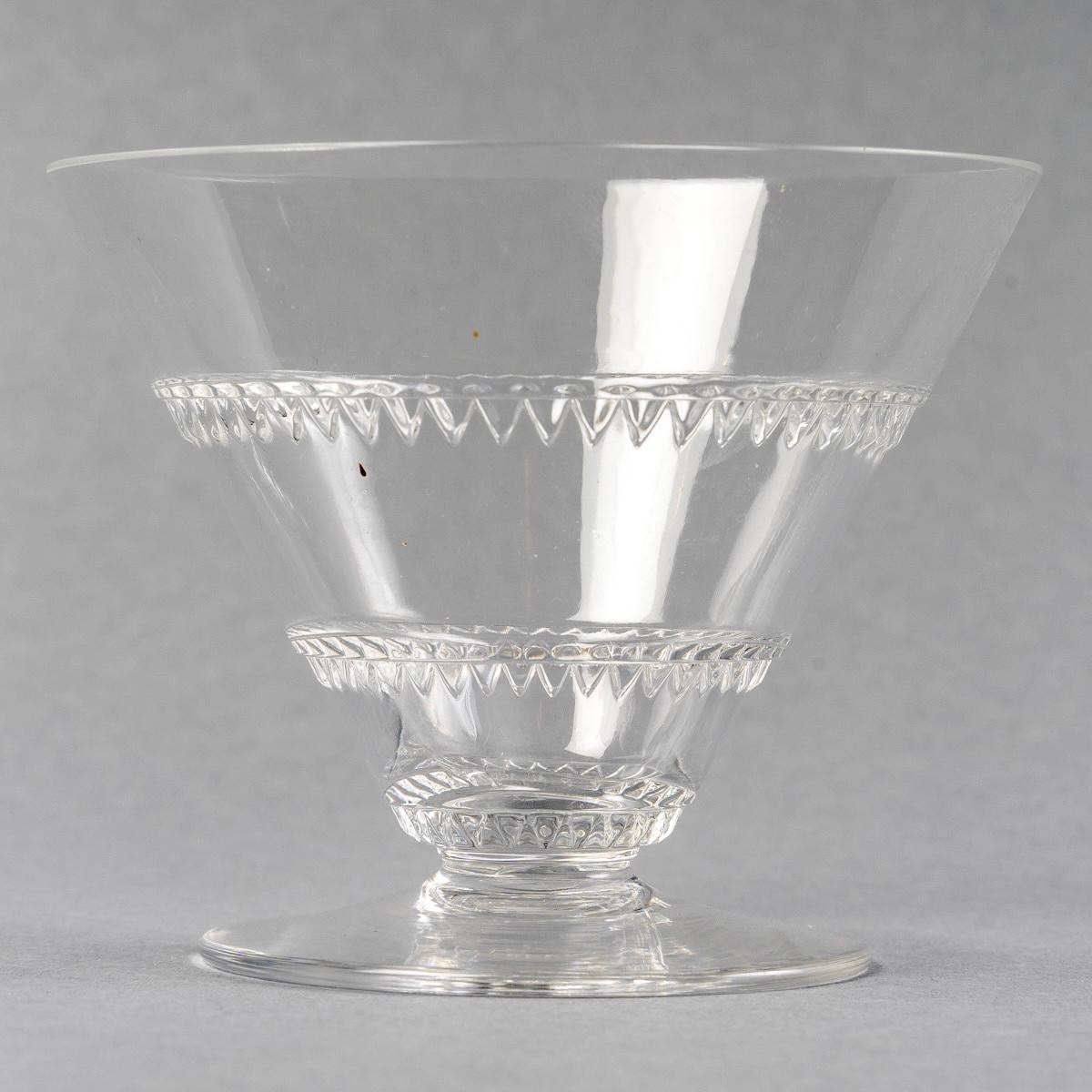 1932 René Lalique Set of Glasses Decanter Pitcher Vouvray Clear Glass 42 Pieces 5