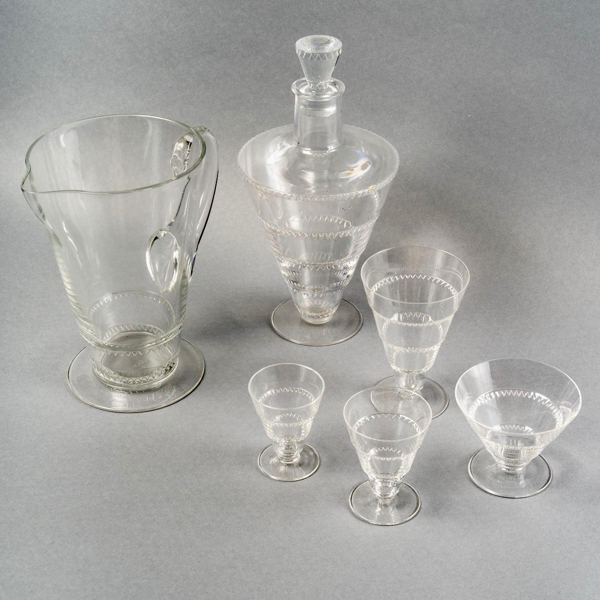 Set of glasses 