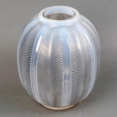 1932 René Lalique Vase Biskra Cased Opalescent Glass with Grey Patina