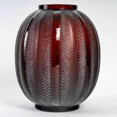 1932 René Lalique, Vase Biskra Dark Amber Glass with White Patina