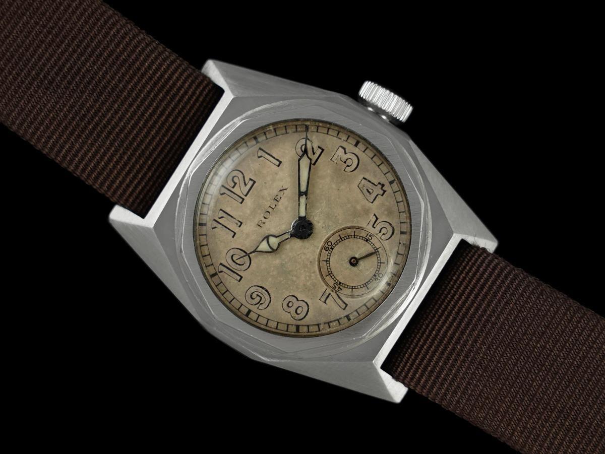 NAMED ONE OF WATCHPRO MAGAZINE’S “HOT 100” - THE TOP 100 INFLUENCERS OF THE U.S. WATCH INDUSTRY. HOW CAN WE SERVE YOU? 

We’re new to offering our carefully curated collection on 1stDibs, but we have sold over 10,000 fine watches and exceptionally