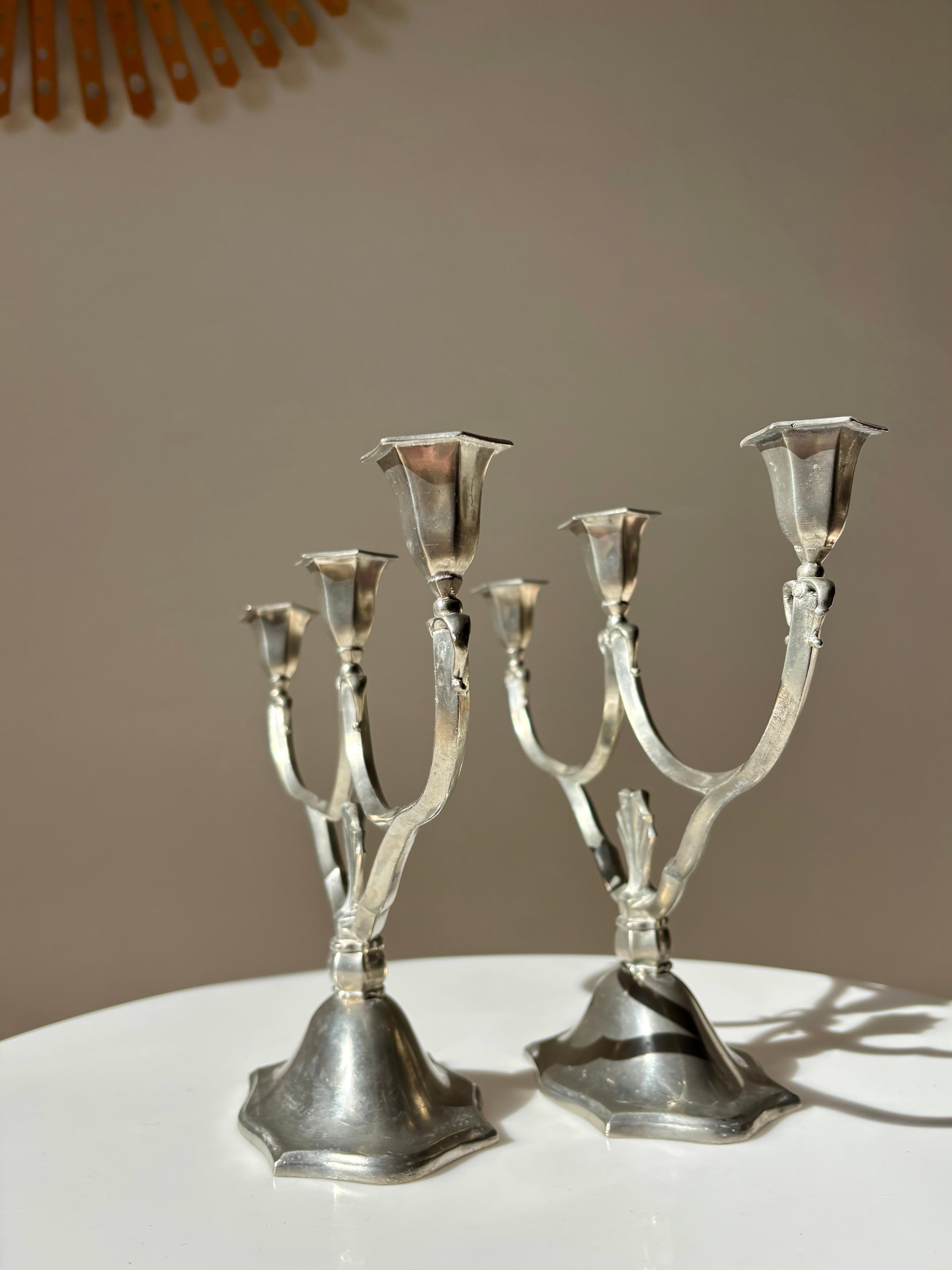 Art nouveau Paire de candélabres Grace suédois Svenskt Tenn de 1932 en vente