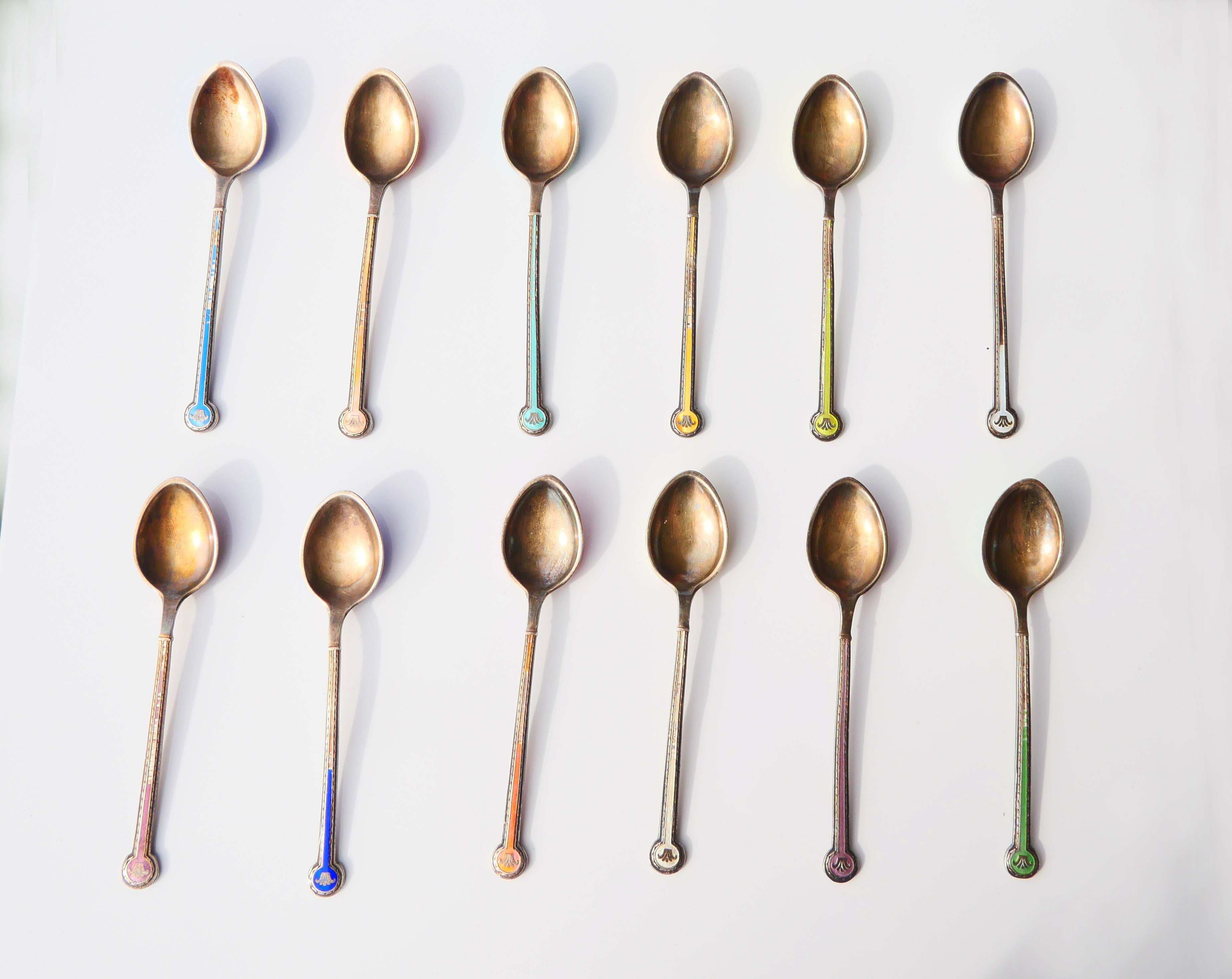 Art Deco 1933 Boxed Set Ice-cream Tea Coffee Spoons solid 925 Sterling Silver / 125 gr For Sale