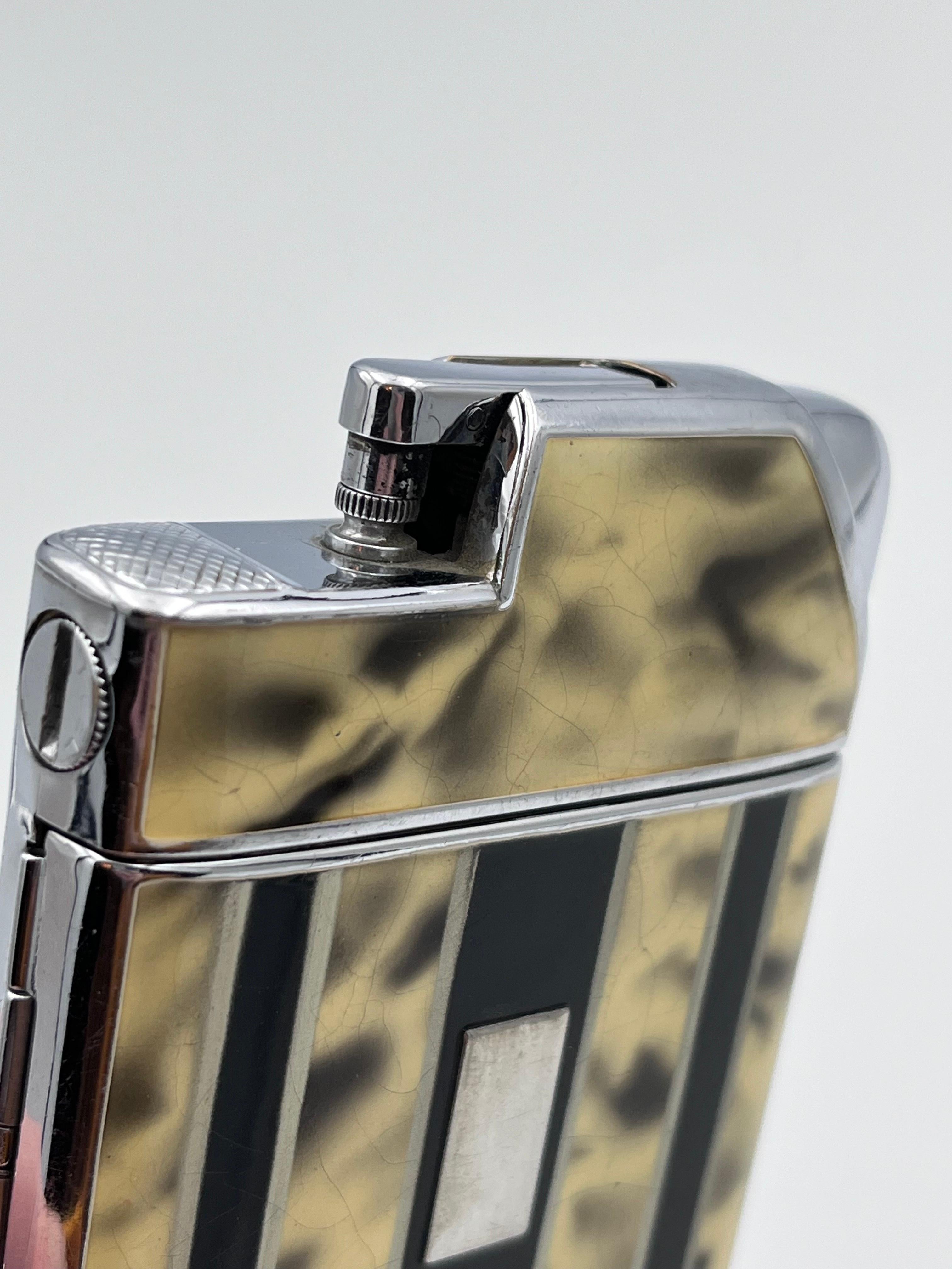 1933 Marathon Art Deco Enamel and Chrome Combo Jazz Age Cigarette Case & Lighter For Sale 5