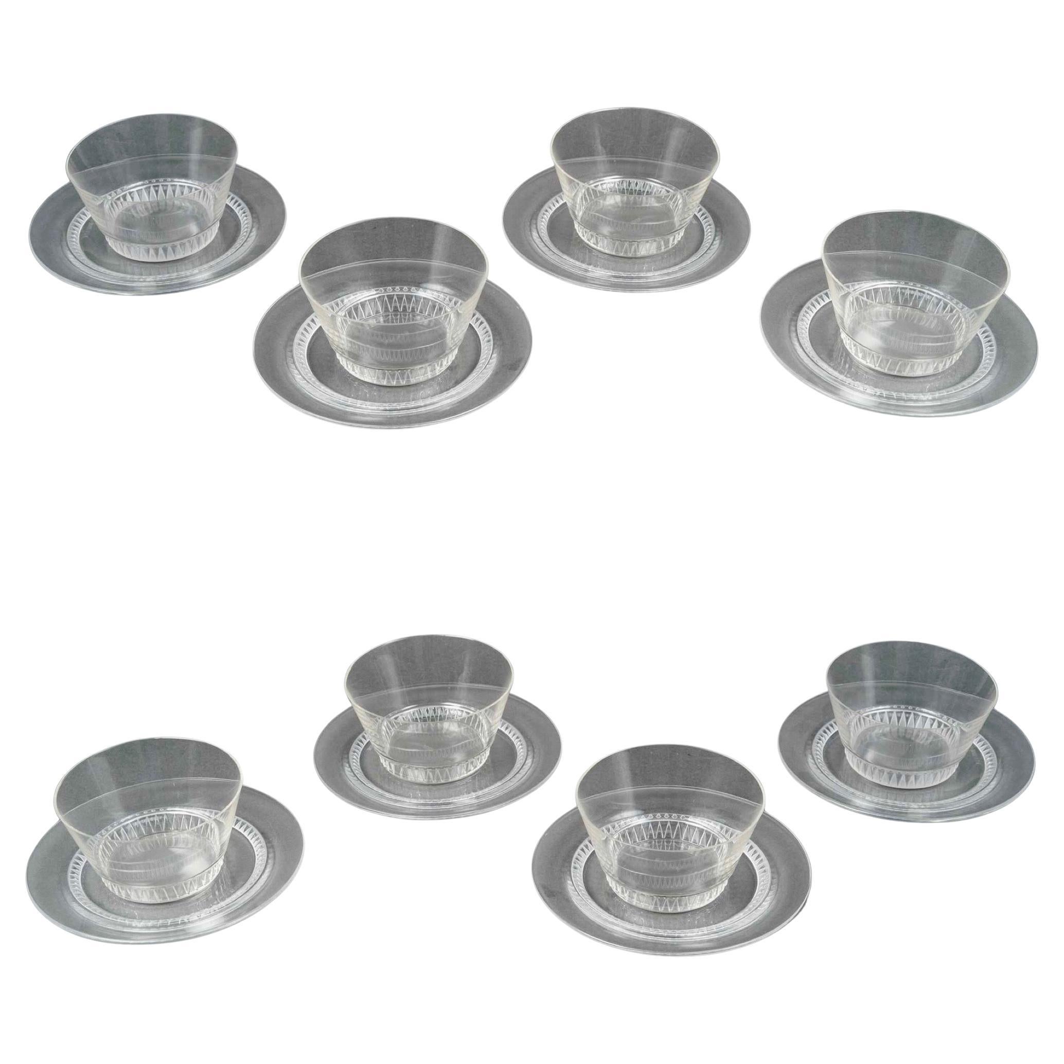1933 René Lalique - Art Deco Dinner Service Bourgueil Glass 8 Plats 8 Bols en vente