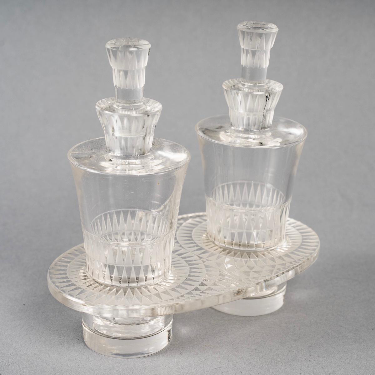 Art Deco 1933 Rene Lalique, Oil Vinegar Cruet Bourgueil Clear Glass