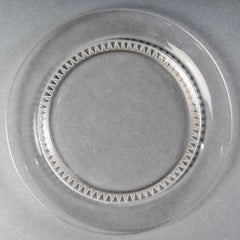 1933 René Lalique, Set of 8 Plates Bourgueil Clear Glass