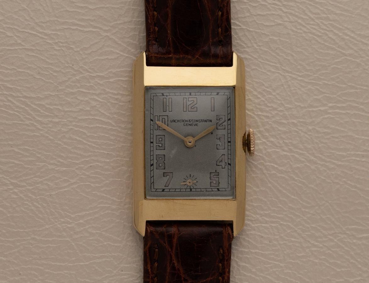 1933 Vacheron & Constantin Vintage Mens Art Deco Rectangular Watch - 18K Gold For Sale 5
