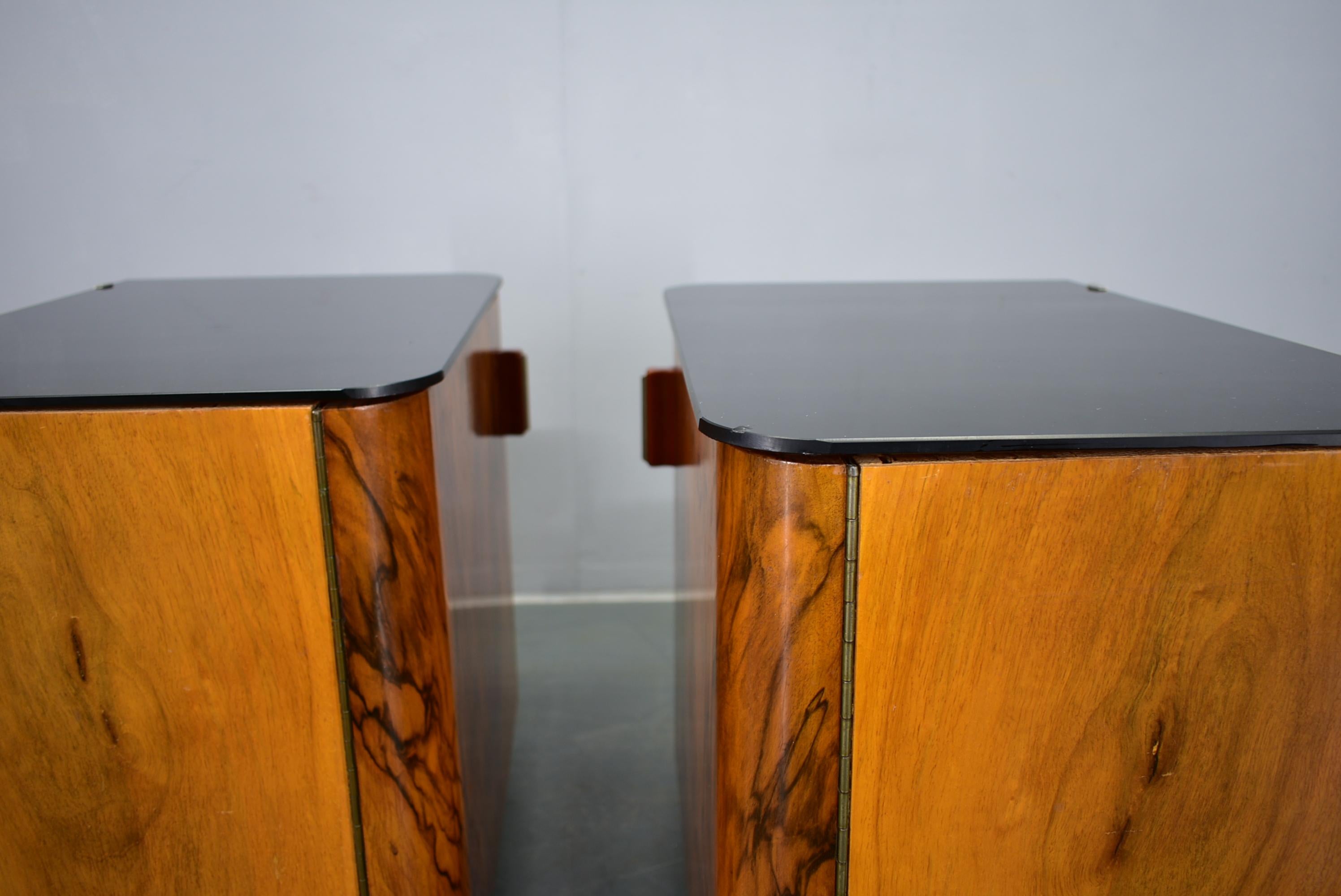 1933s Pair of Art Deco Bedside Tables, Czechoslovakia For Sale 12