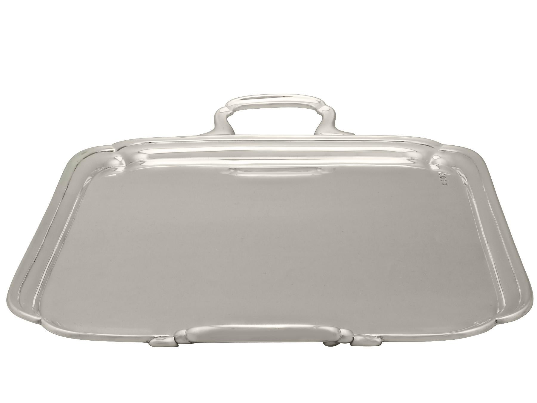 1934 Antique Sterling Silver Tray In Excellent Condition In Jesmond, Newcastle Upon Tyne