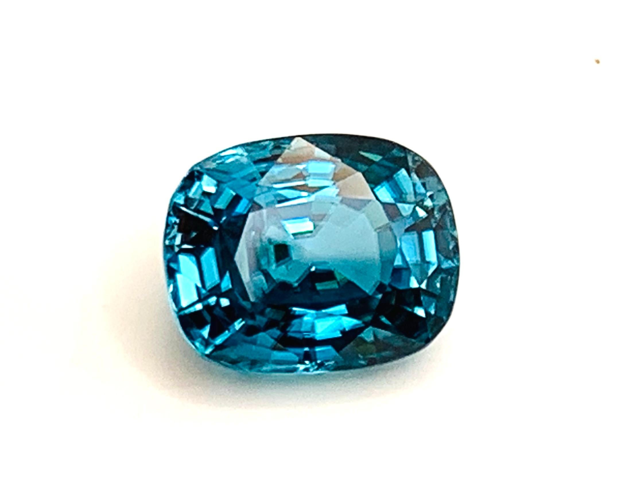 Cushion Cut 19.34 Carat Blue Zircon Cushion, Unset Loose Gemstone For Sale