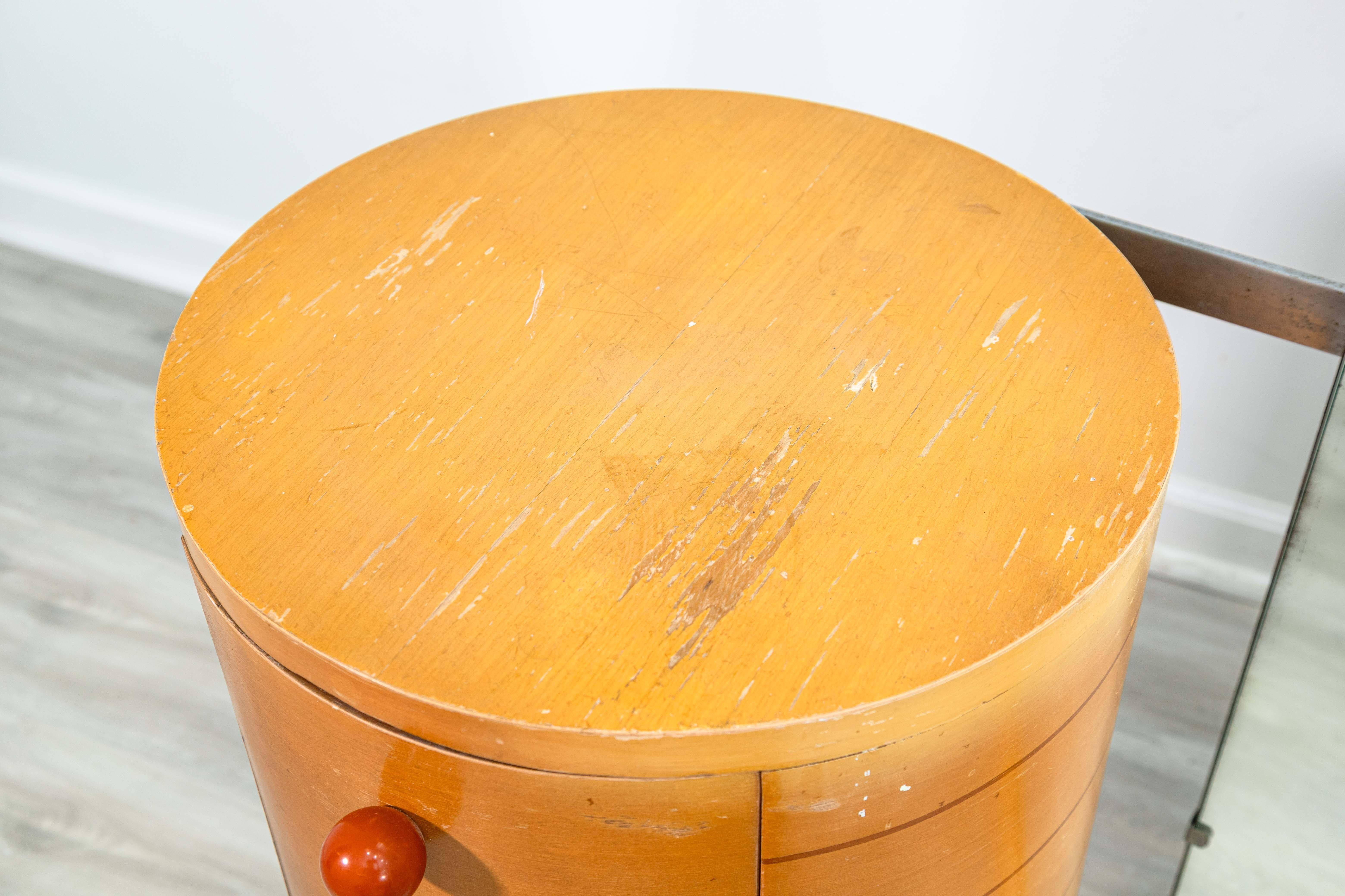 1934 Gilbert Rohde para Herman Miller Furniture Co. Tocador de tambor Mod con espejo Acero en venta