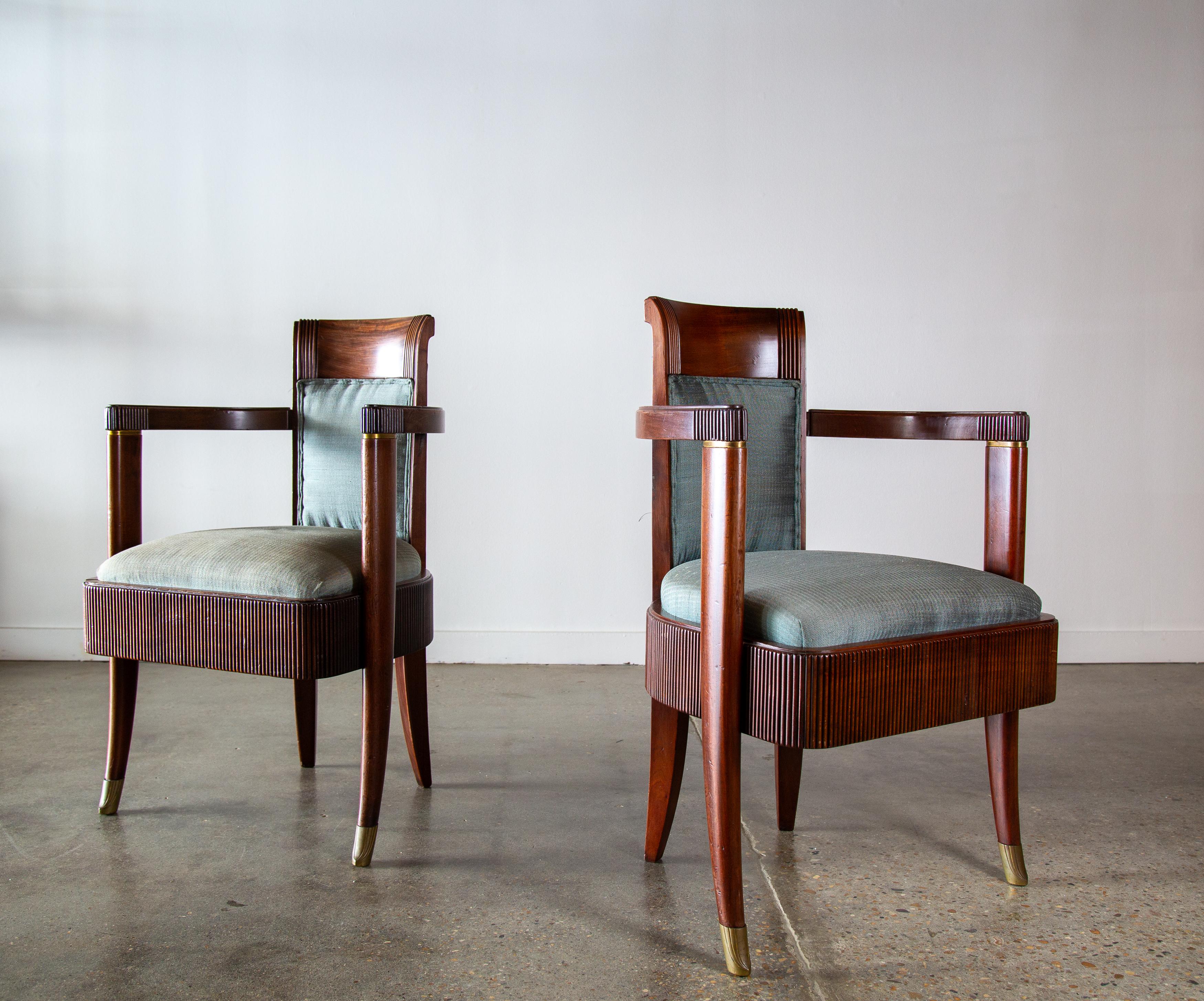Pierre Patout a conçu des fauteuils pour SS Normandie en laiton et acajou cannelé de 1934 Bon état - En vente à Virginia Beach, VA