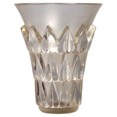 1934 René Lalique Art Deco Feuilles Vase in Clear & Frosted Glass, Leaves