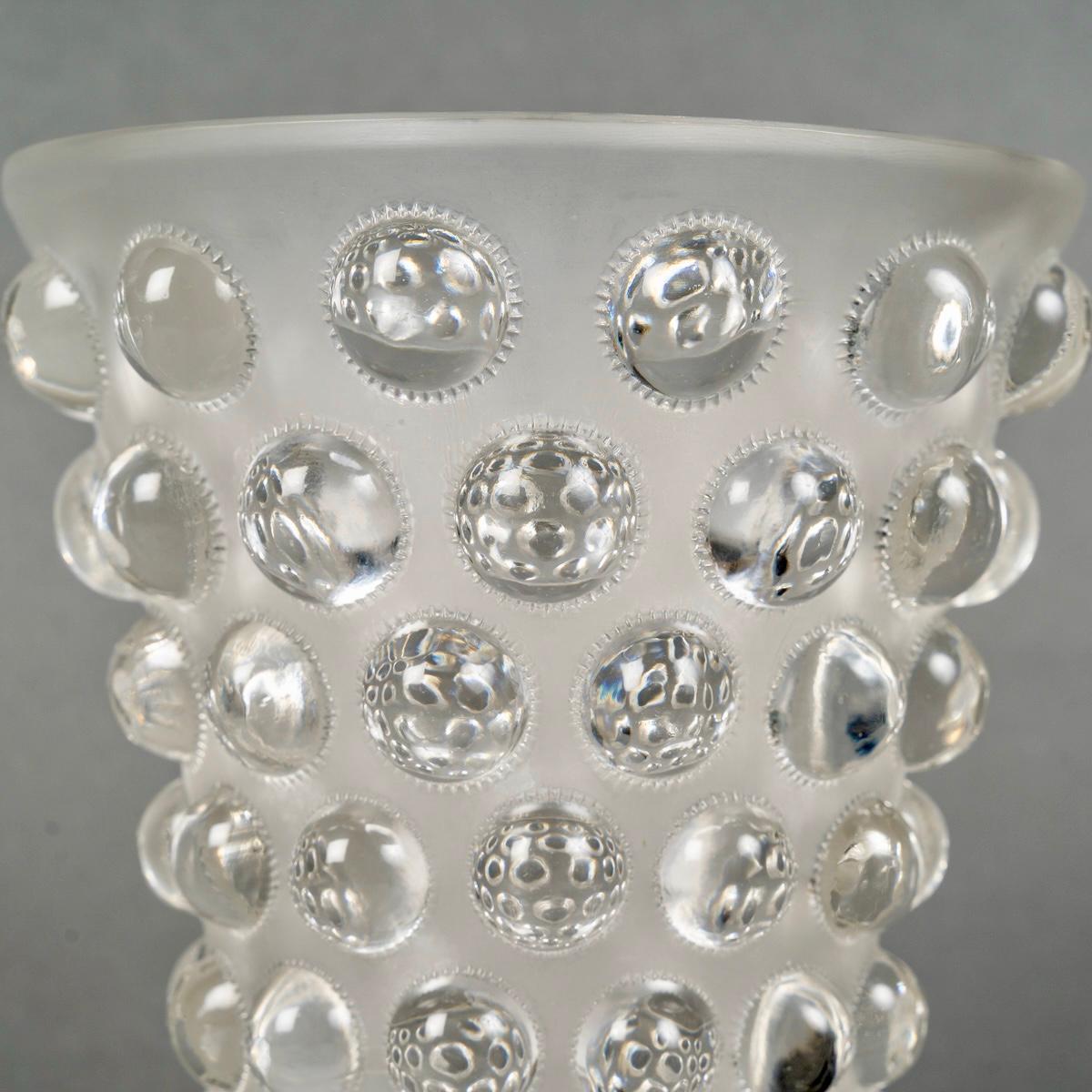 1934 René Lalique Jarrón Art Déco Bammako Vidrio de Bamako Art Decó en venta