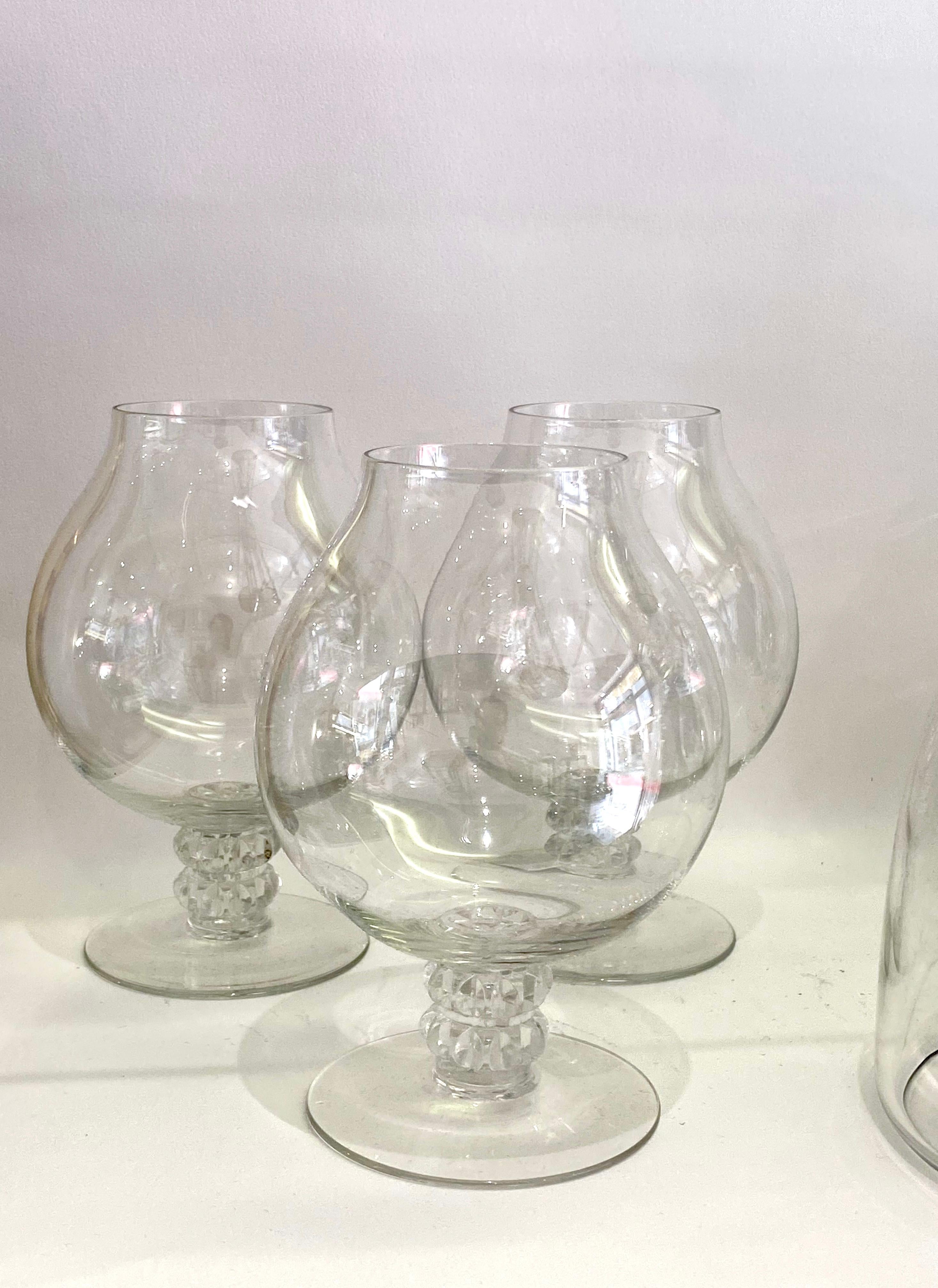 Set of 6 liquor wine degustation glasses and decanter 