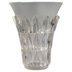 1934 René Lalique, Vase Feuilles Clear and Frosted Glass