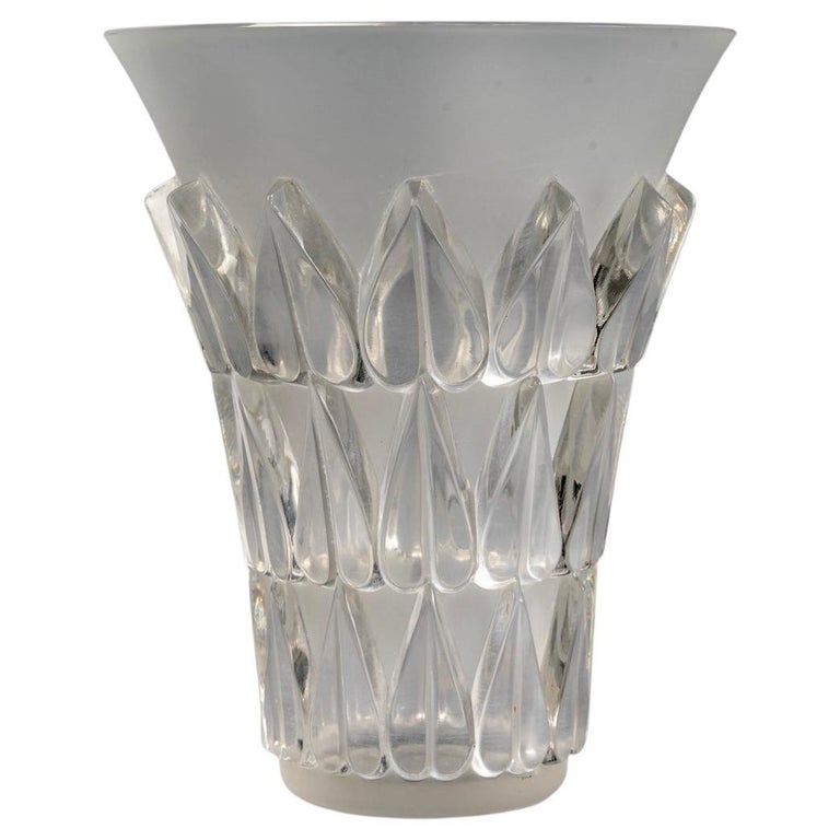 1934 René Lalique Art Deco Feuilles Vase in Clear and Frosted Glass, Leaves  at 1stDibs
