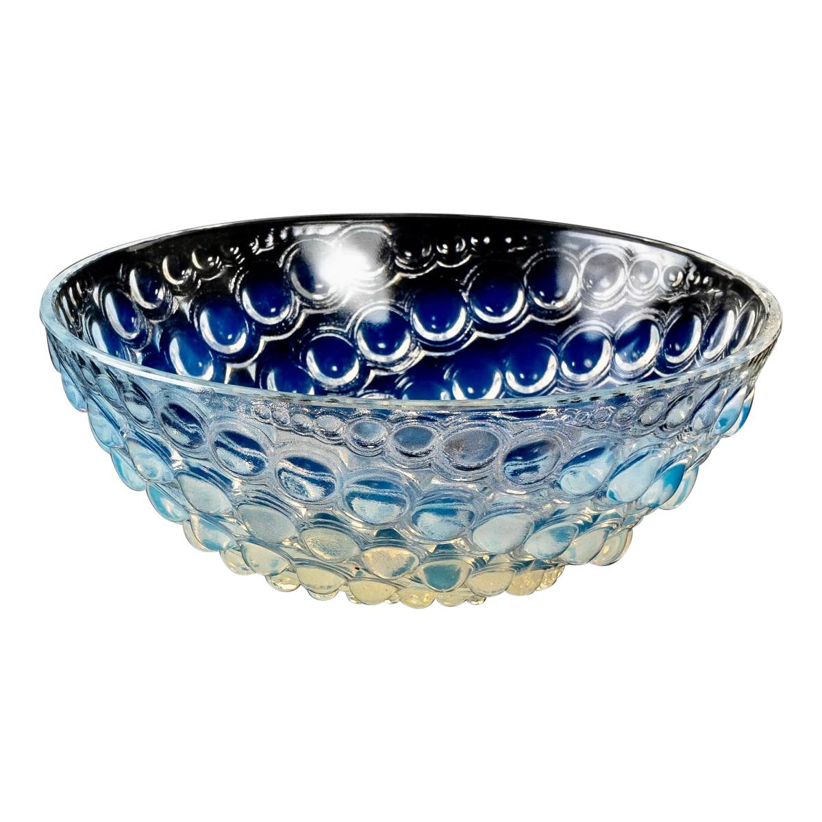 1934 René Lalique Volutes Coupe Bowl Opalescent Glass