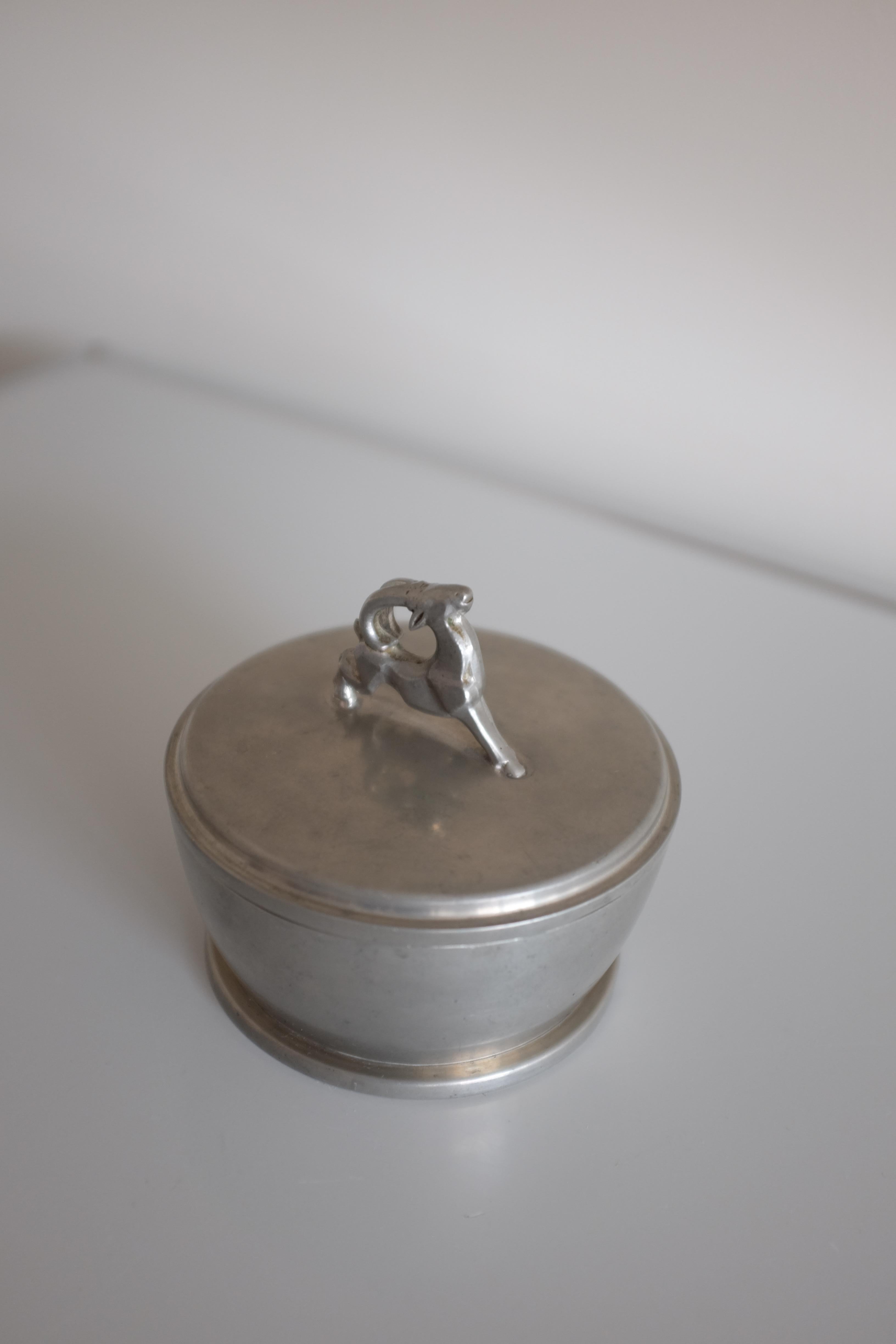 Scandinavo moderno Vaso in peltro svedese del 1934 di Harald Linder in vendita