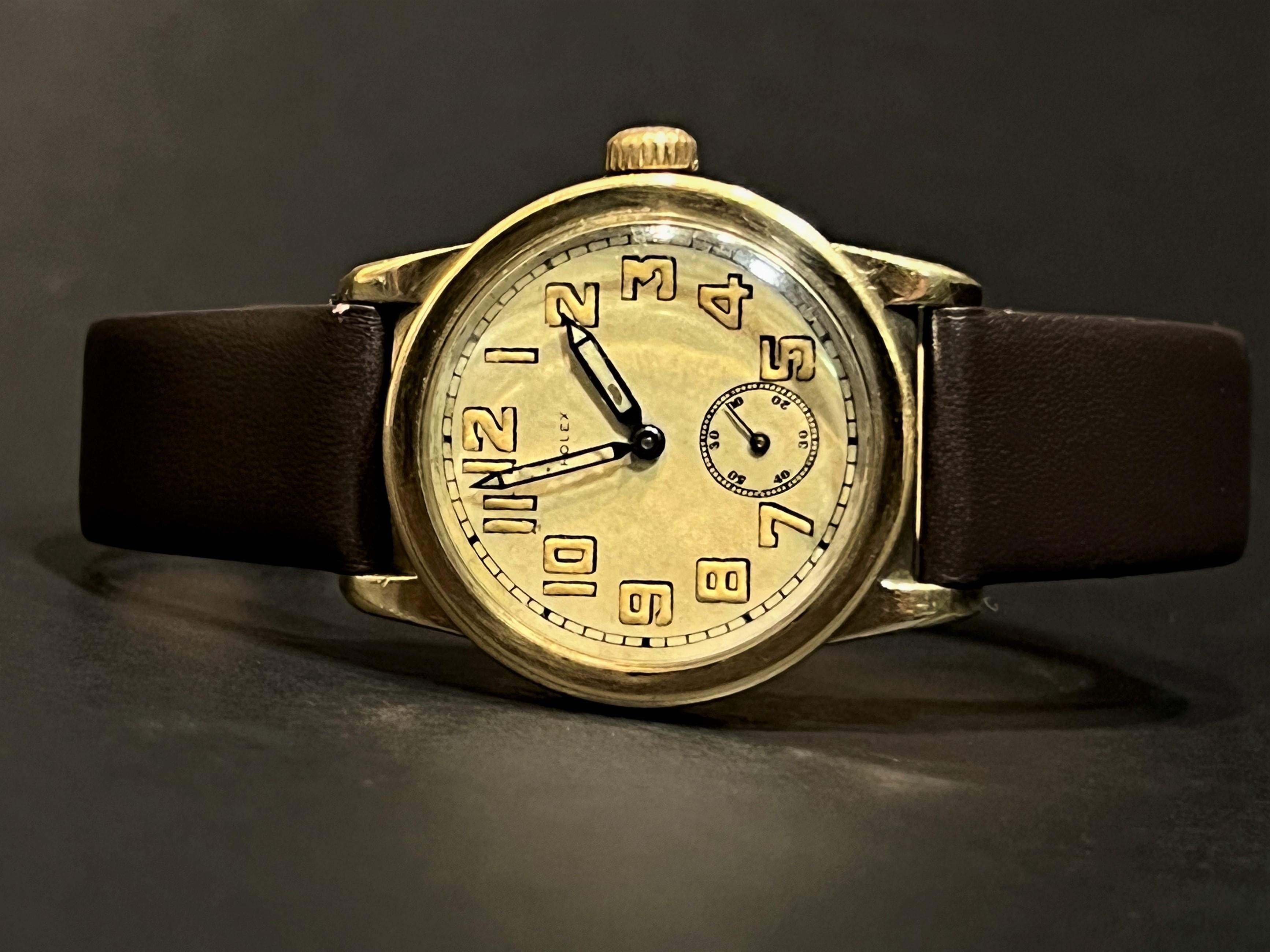 1934 Vintage Rolex Wristwatch In Good Condition In Bradford, Ontario