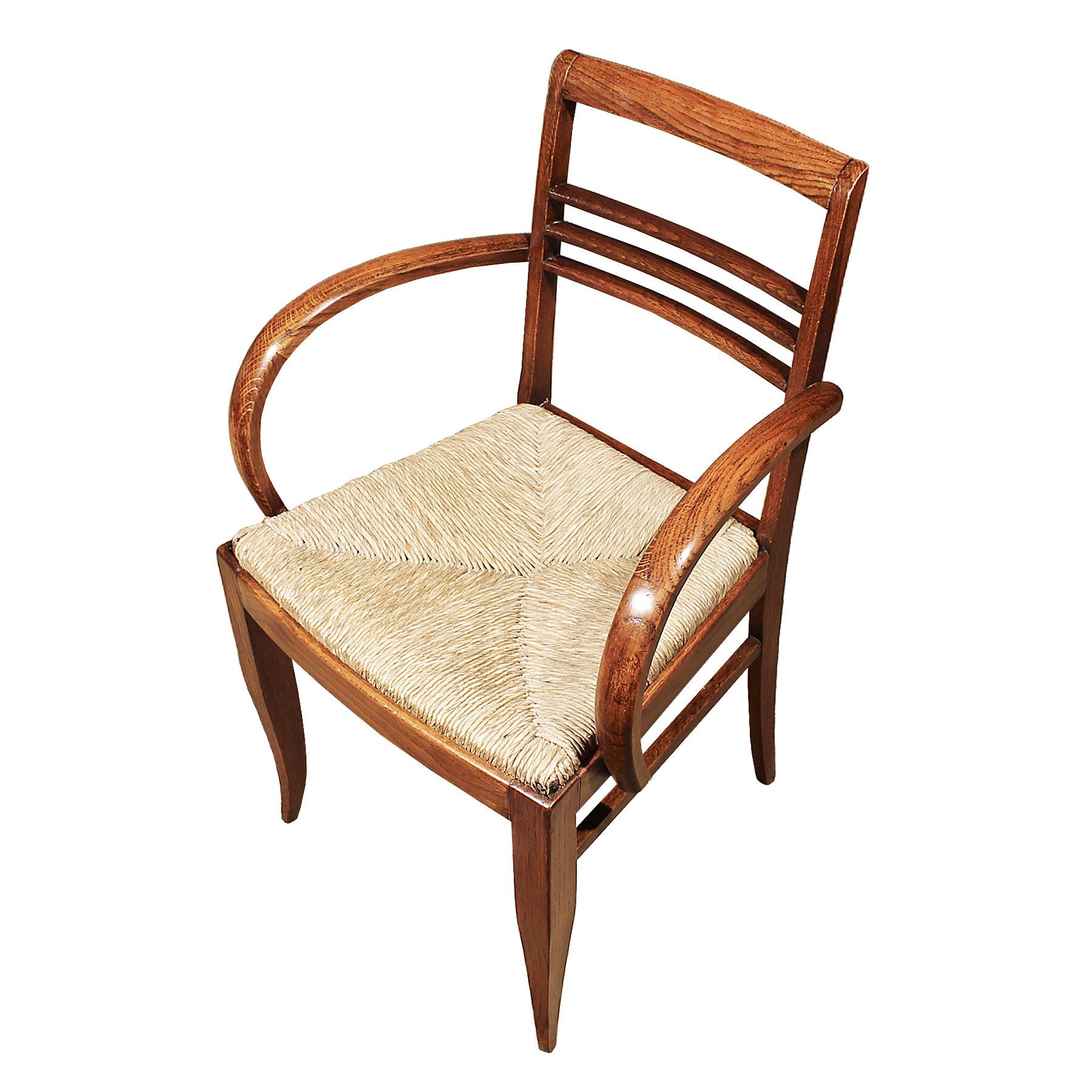 Set aus sechs Art-Déco-Brückensesseln aus Eiche, gewebtes Stroh, 1935-1940, Frankreich (Mitte des 20. Jahrhunderts) im Angebot