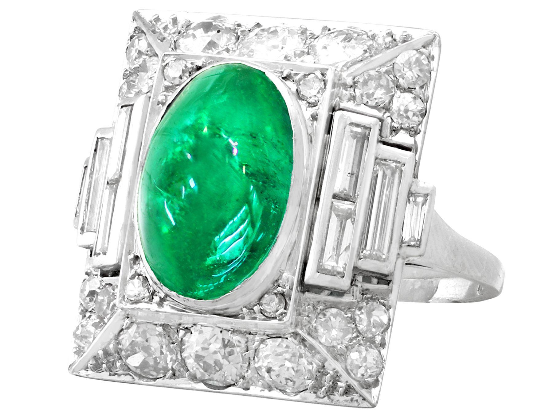 1935 Antique 3.40ct Cabochon Cut Emerald and 2.72ct Diamond Cocktail Ring In Excellent Condition For Sale In Jesmond, Newcastle Upon Tyne