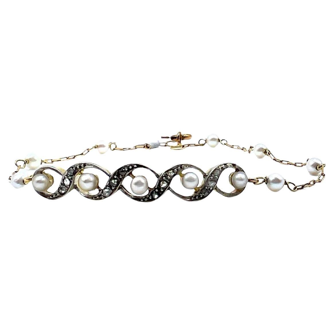 1935 Art Deco Style with Pearl and Diamonds Yellow Gold and Platinum Bracelet