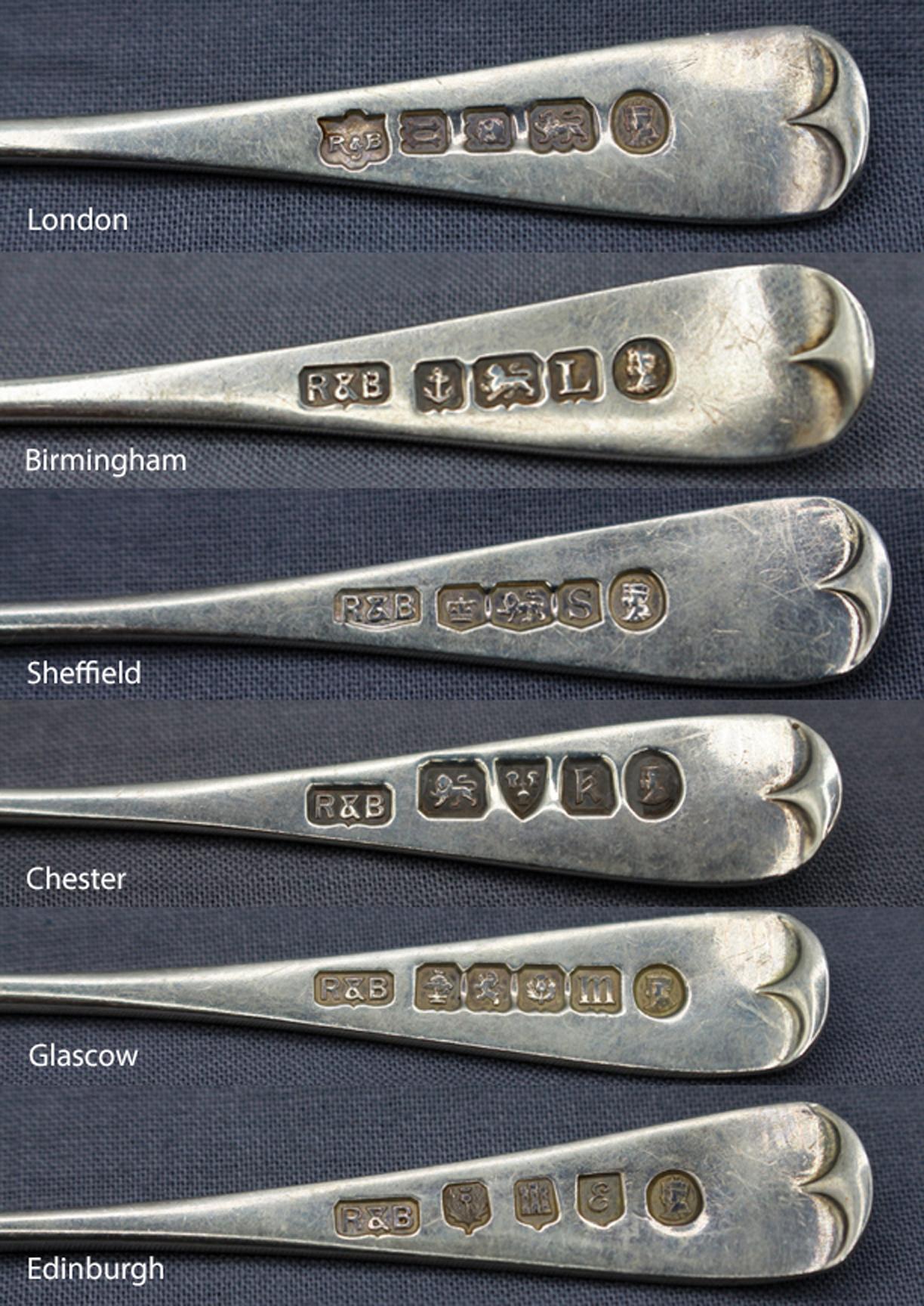 Argento Set di sei cucchiai a ore 5 in argento sterling del 1935 di Roberts & Belk in vendita