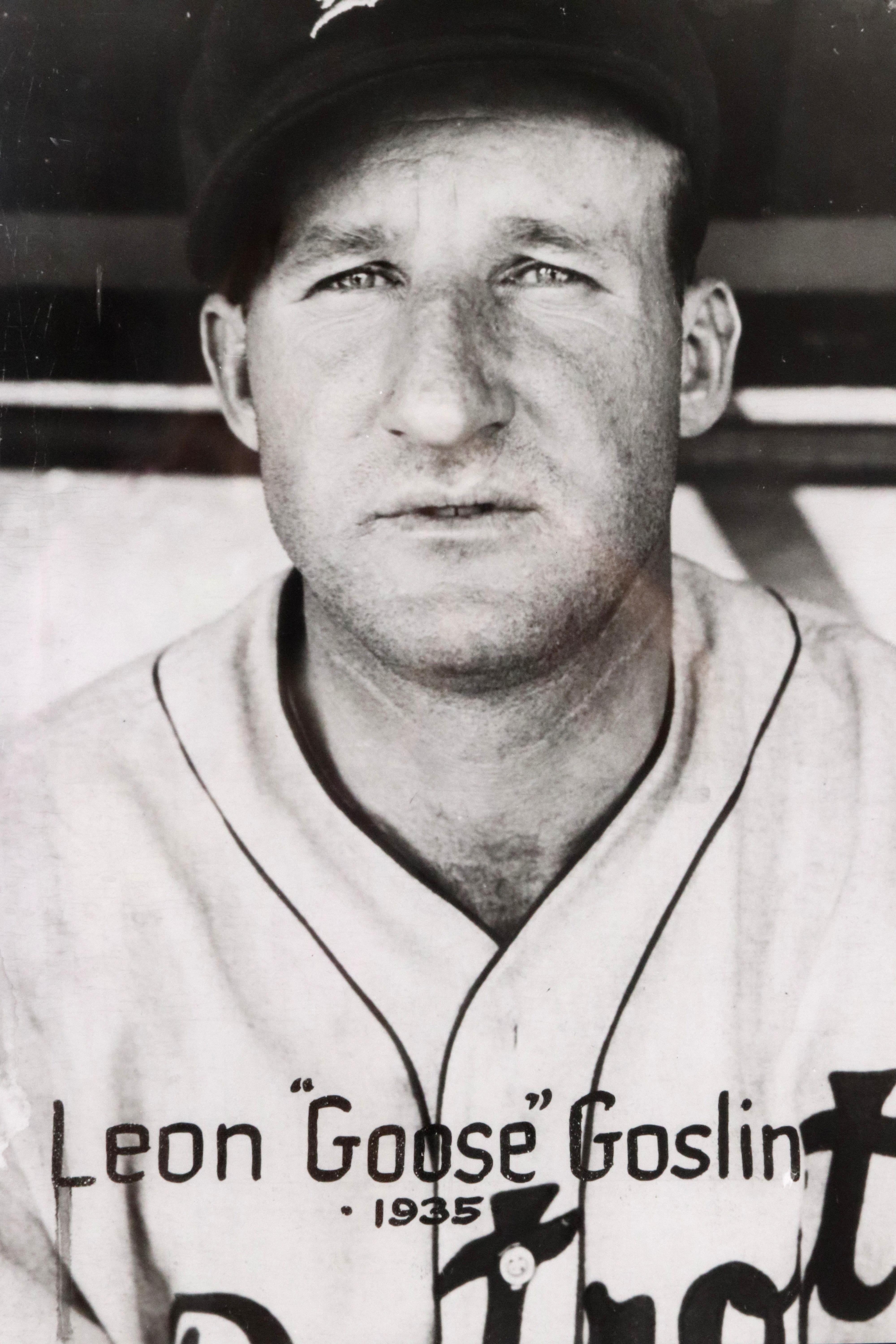American 1935 Framed Baseball Player Leon Goose Goslin Photograph For Sale