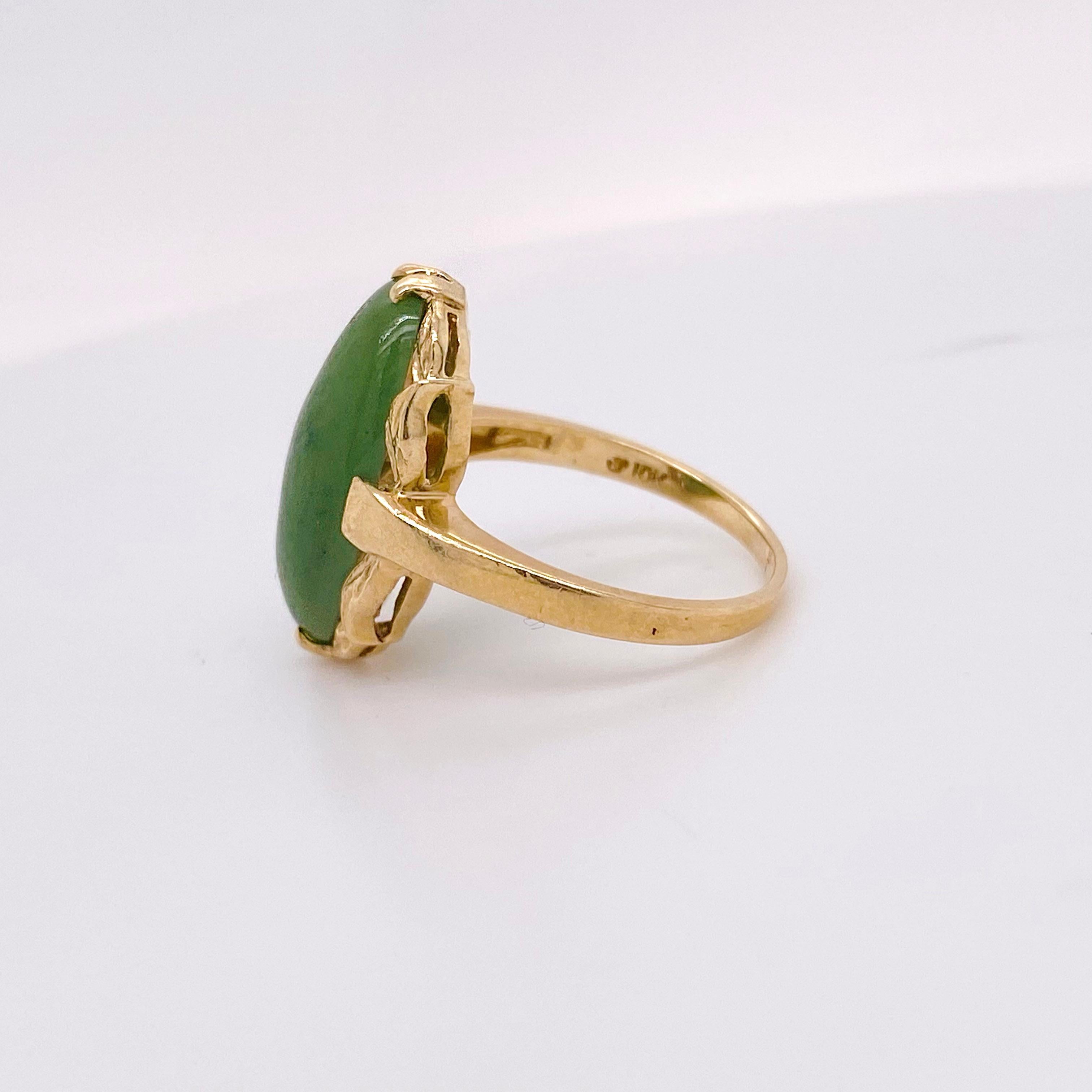 1935 Jade Ring:: Echte Nephrit Jade in Gelbgold gefasst:: Vintage Nephrit Jade (Art nouveau)