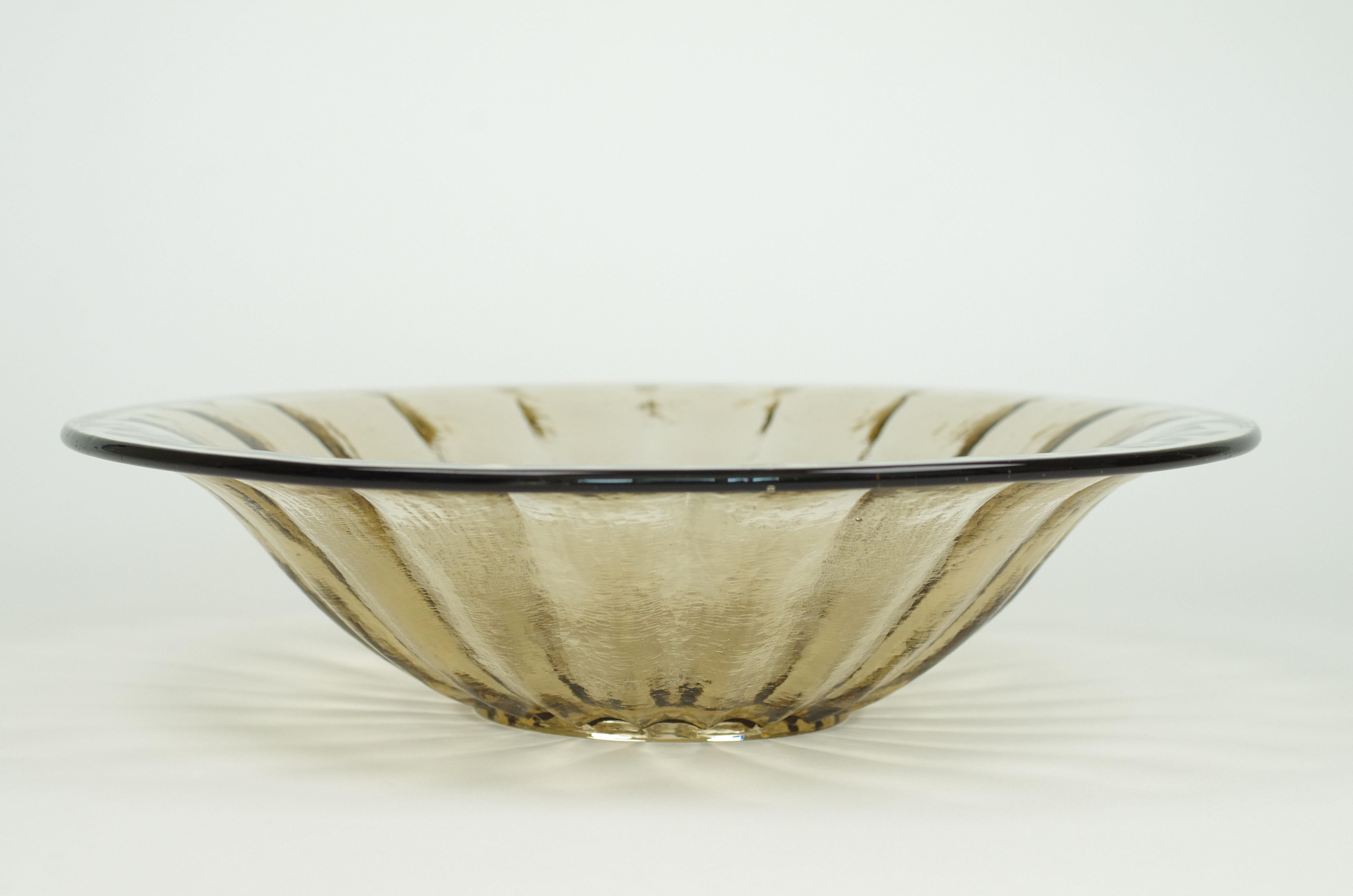 Mid-20th Century 1935 Kristalunie Art Deco Glass Bowl by W.J. Rozendaal For Sale