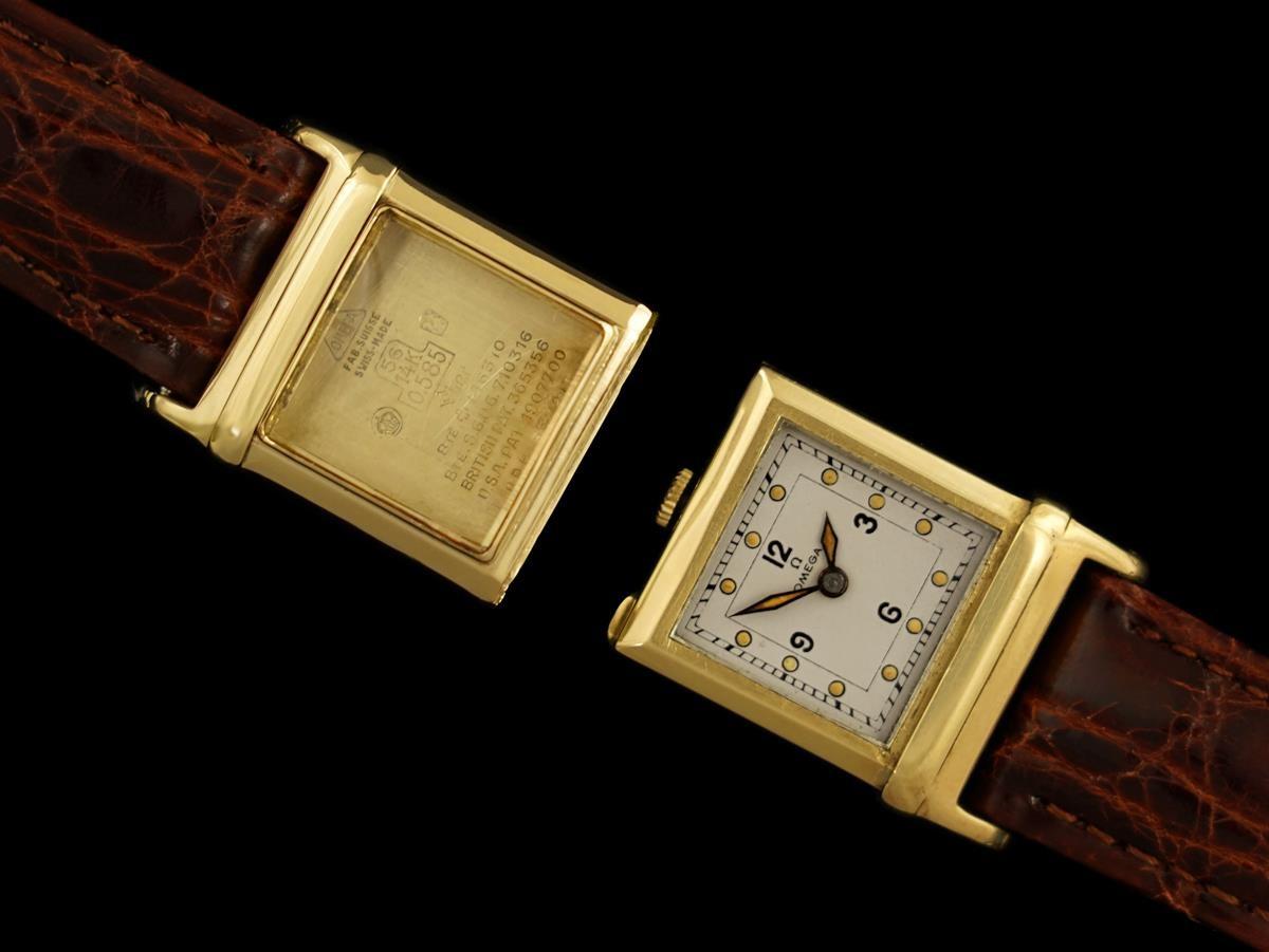 1935 Omega Marine Seltene frühe wasserdichte Uhr mit patentiertem Gehäuse - 14K Gold Herren im Angebot