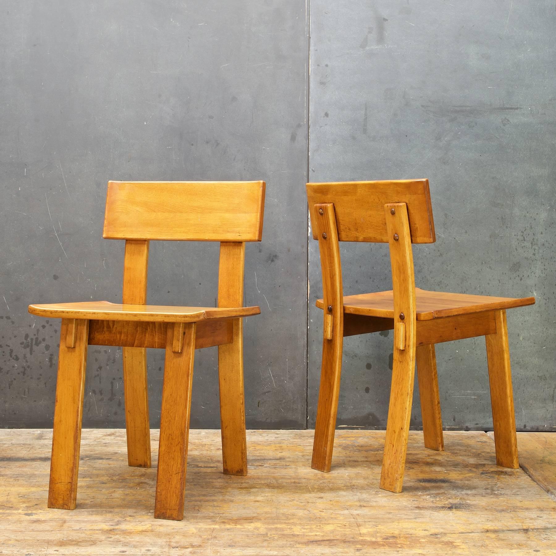 1930er Jahre Russel Wright American Modern Furniture Design Stühle Georges Candilis (Moderne der Mitte des Jahrhunderts) im Angebot